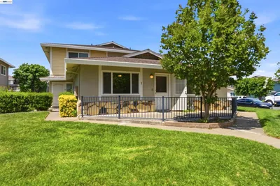 9079 Pinata Way 1 photo 2