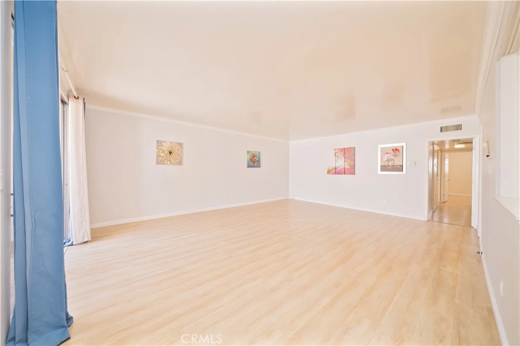 Interior 2