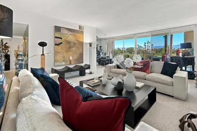 899 Island Drive 304