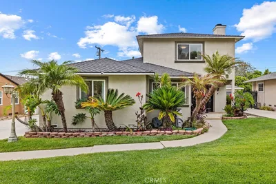 8433 California photo 2