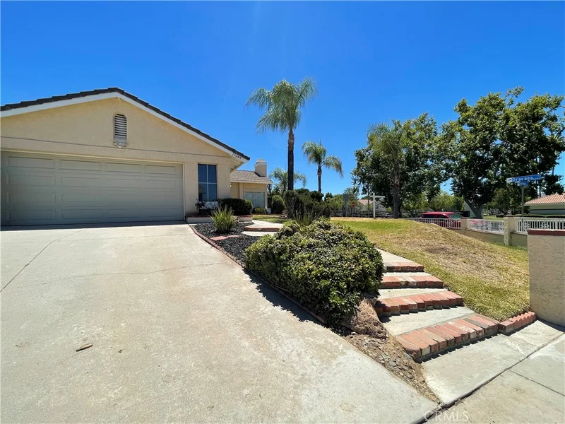 13248 Twinflower Court photo 2