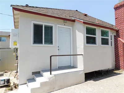 920 W Olive Avenue 1 photo 2