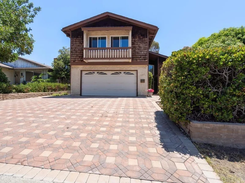 2511 Camino De Las Palmas, Lemon Grove, CA 91945