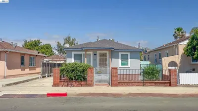 428 W Broadmoor Blvd photo 2