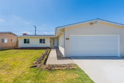 9230 Larkspur photo 2