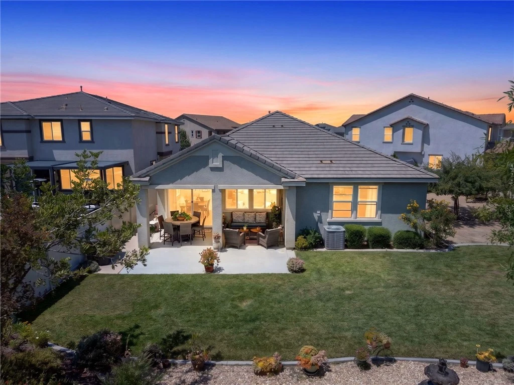 Interior 1