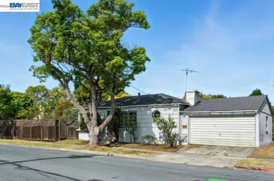 1100 Grove Ave