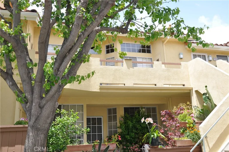 61 Alicante Aisle 65, Irvine, CA 92614