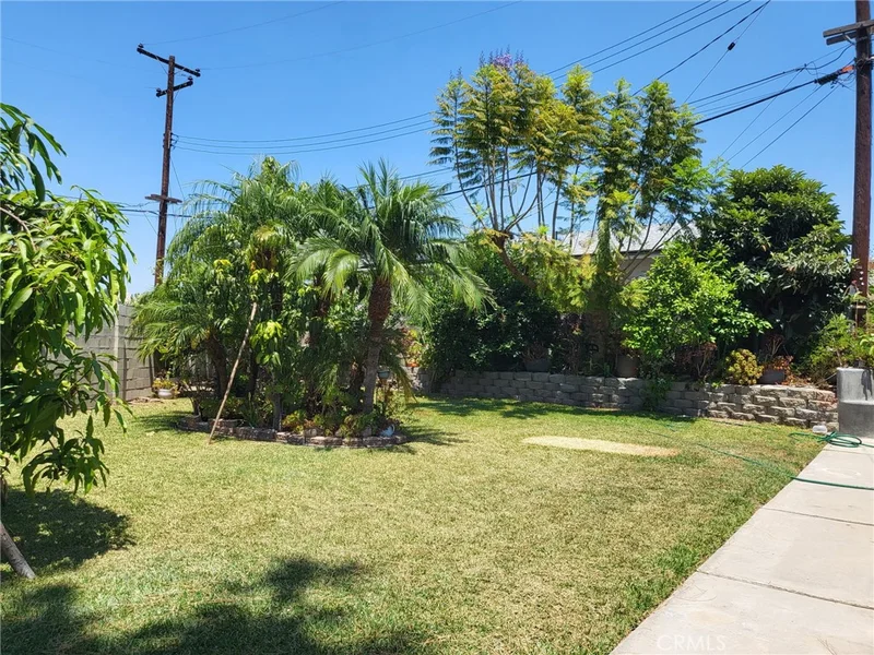 Photo 2 of 1850 Neff Avenue