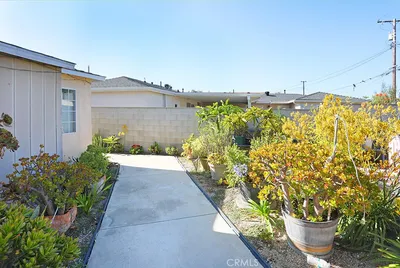 14902 Purdy photo 2