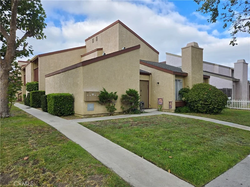 11872 Garden Grove Boulevard 2, Garden Grove, CA 92843