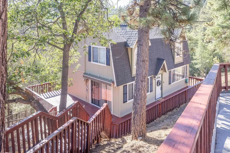 1234 Bruin Trail