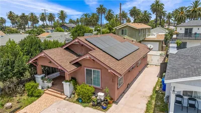 1659 W 39th Street