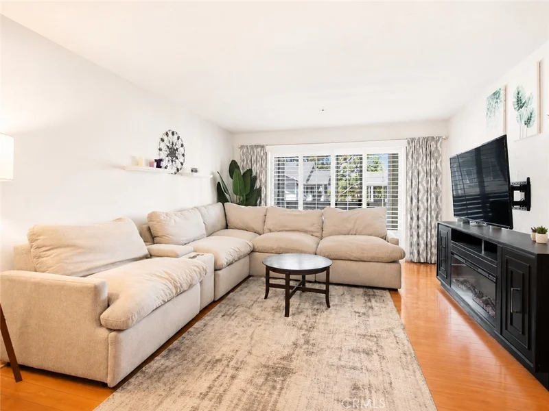 3500 S Greenville Street G10, Santa Ana, CA 92704