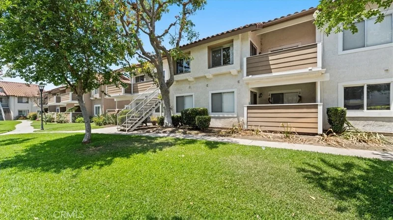 3651 Country Oaks Loop D photo 2
