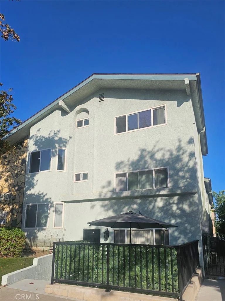 430 E Valencia Avenue D, Burbank, CA 91501