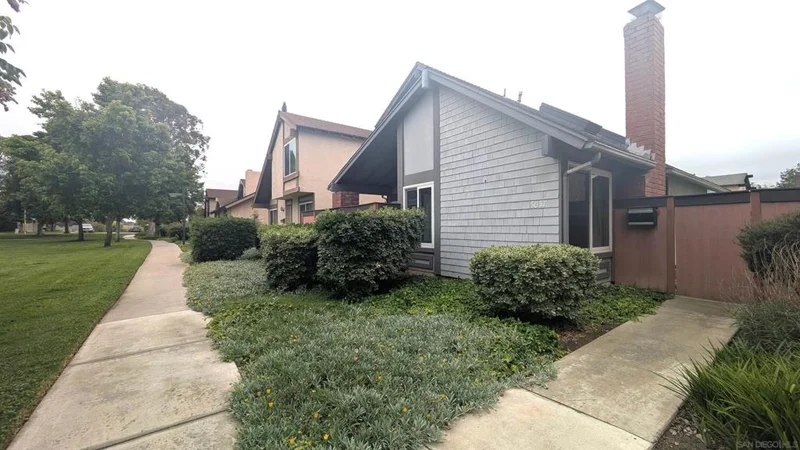 5057 Abuela Dr, San Diego, CA 92124