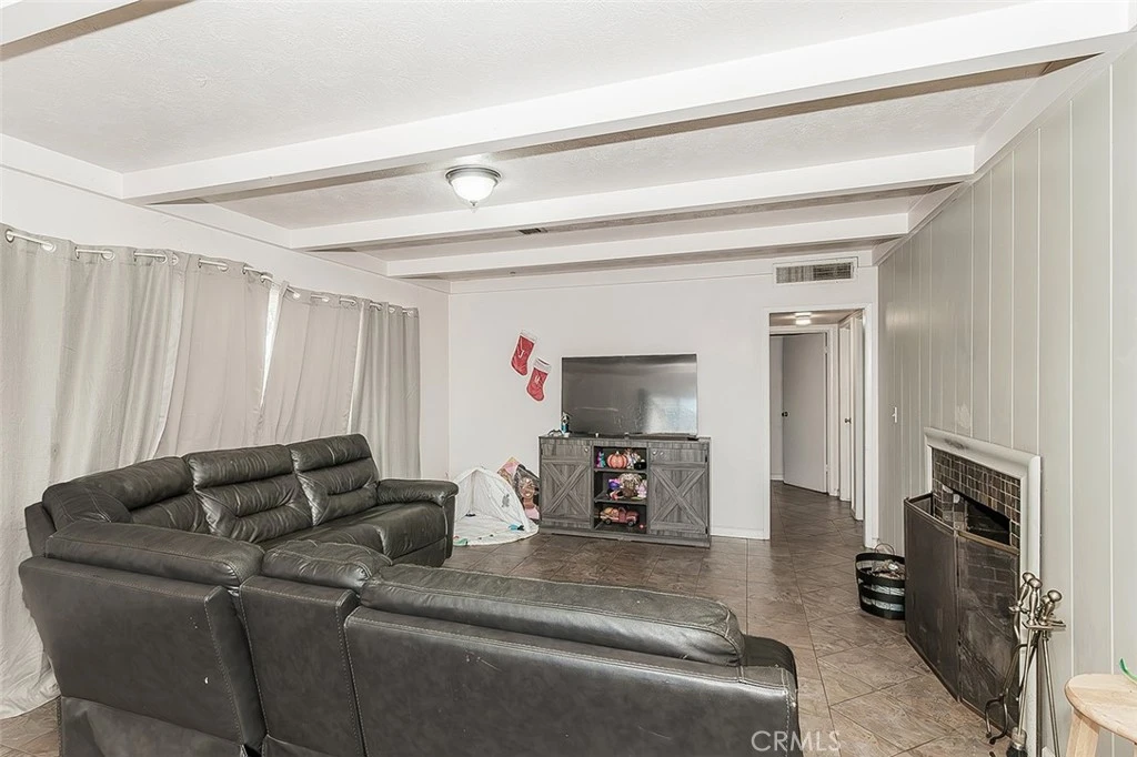 Interior 2