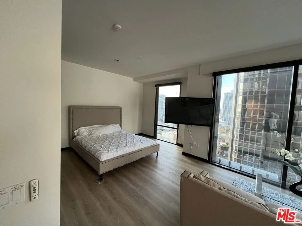Interior 2