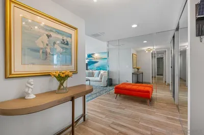 1810 Avenida Del Mundo 1606 photo 2