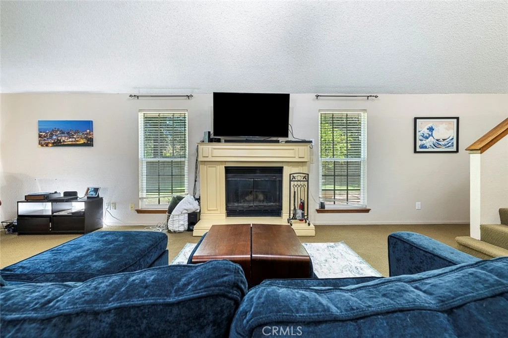 Interior 3