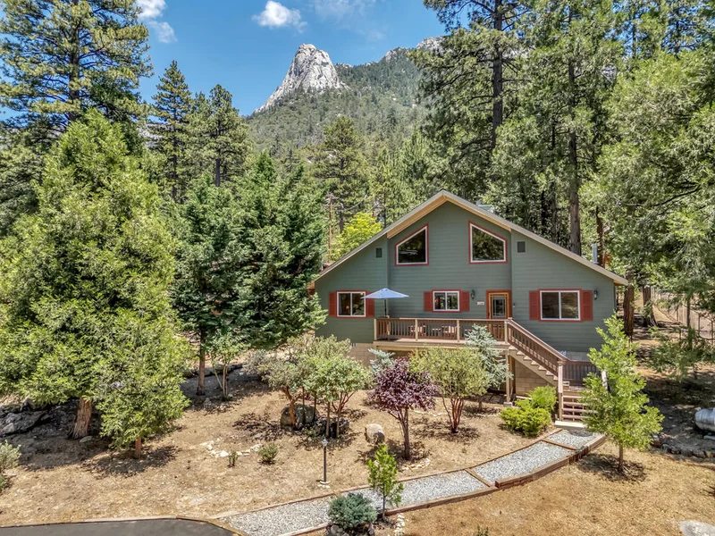 25100 Rim Rock Road, Idyllwild, CA 92549