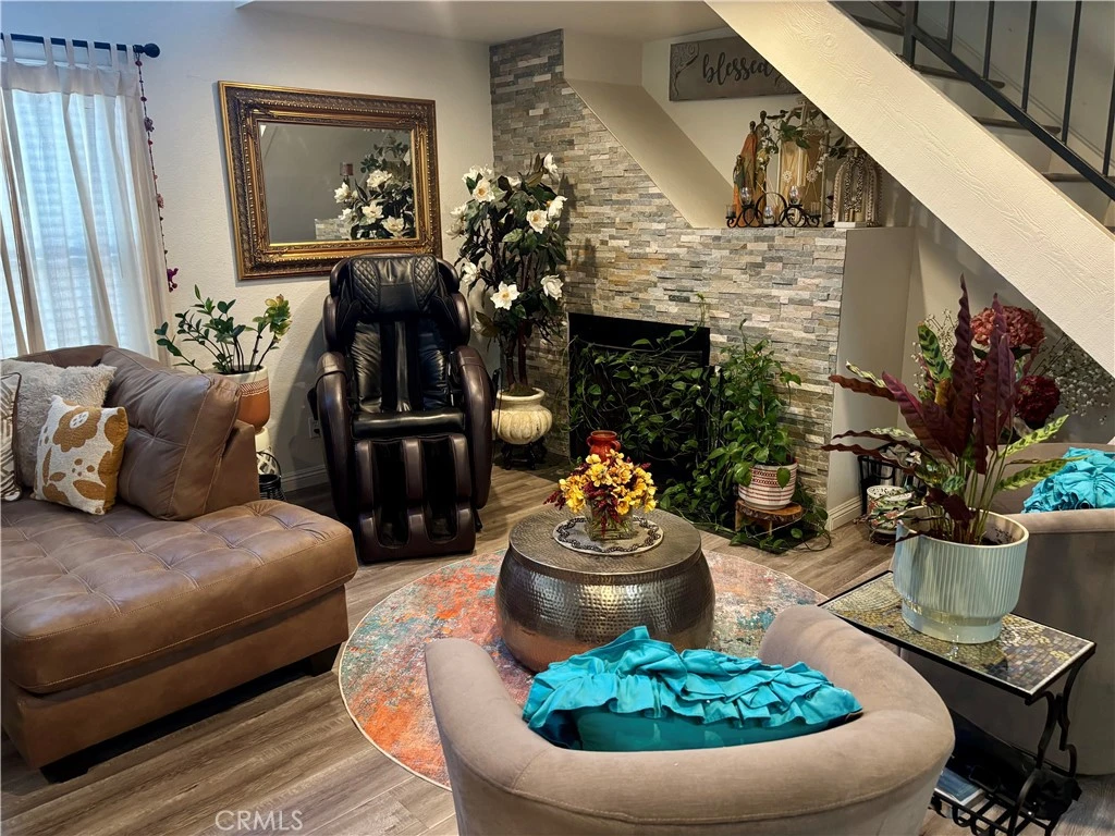 Interior 2
