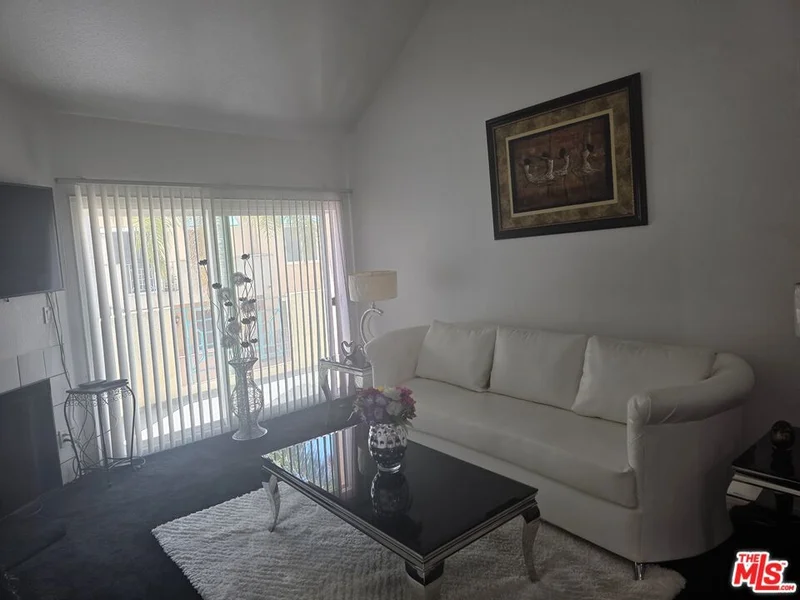 Photo 2 of 438 E Spruce Avenue 133