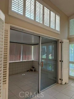 Interior 3