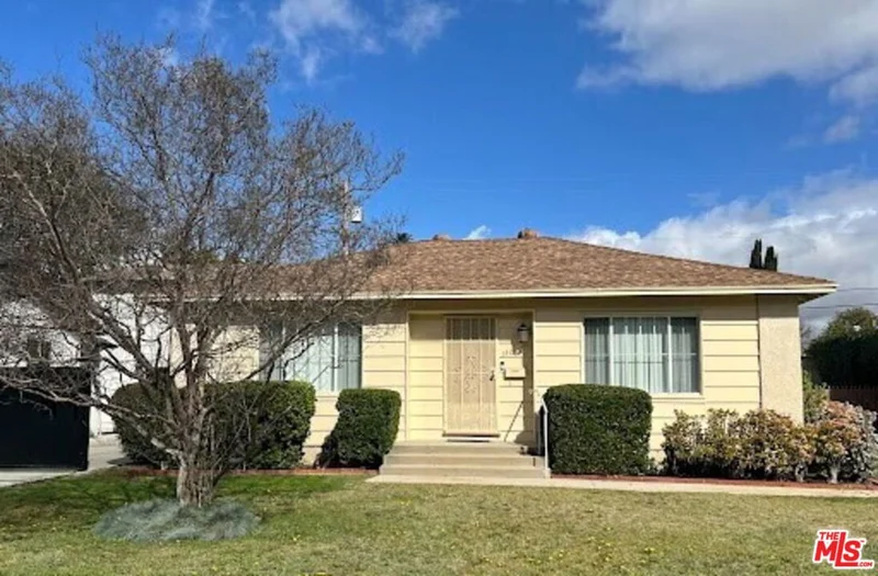14013 Addison Street, Sherman Oaks, CA 91423