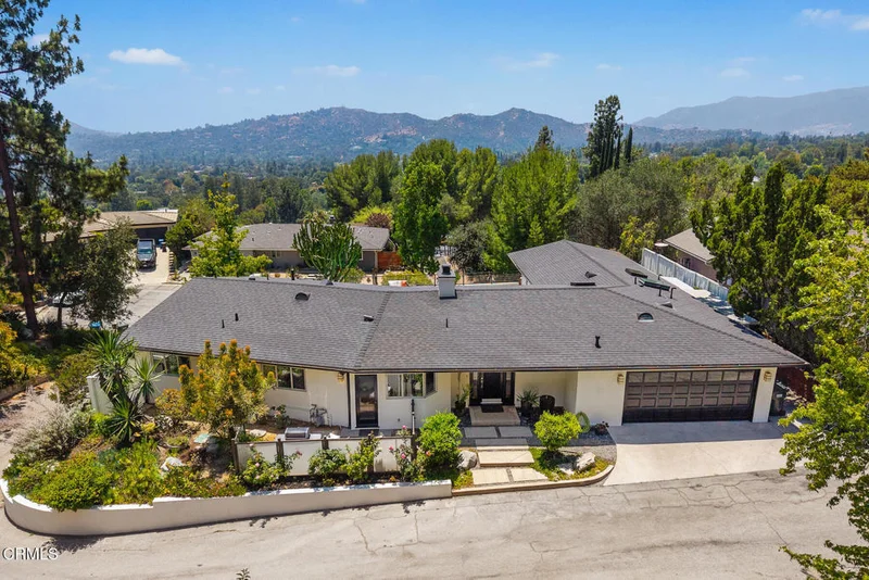 Photo 2 of 507 Venado Vista Drive