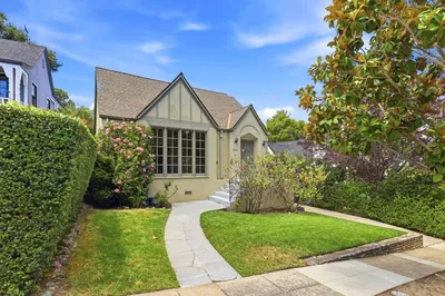 2460 Poppy Drive