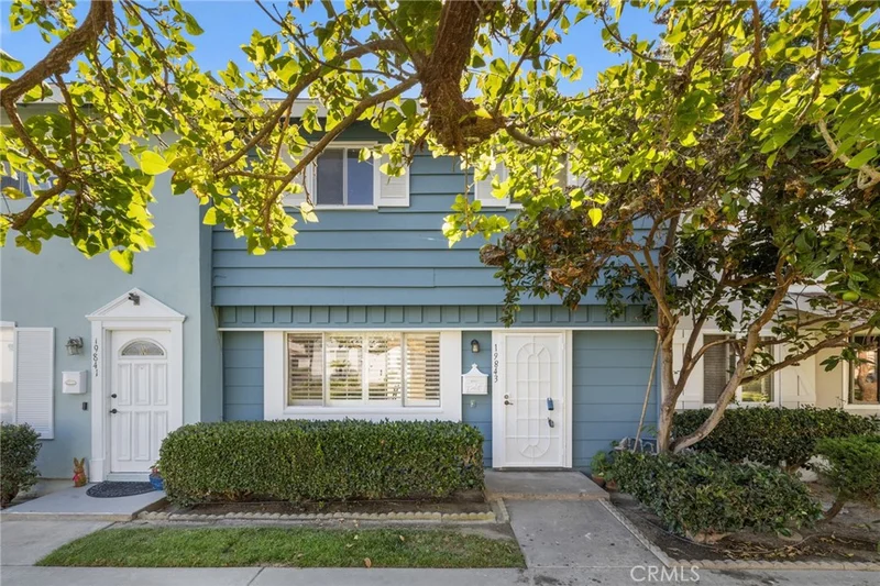 19843 Berkshire Lane