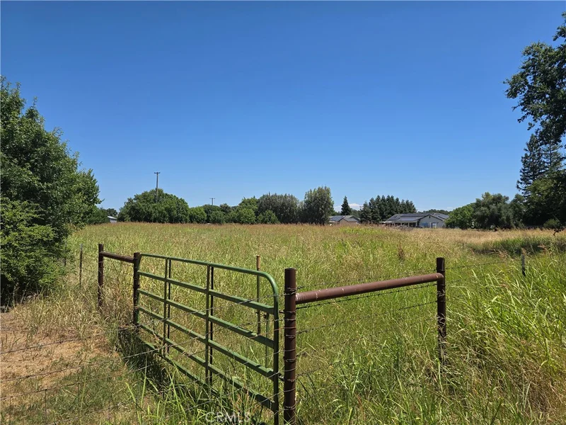 25340 Magnolia, Los Molinos, CA 96055