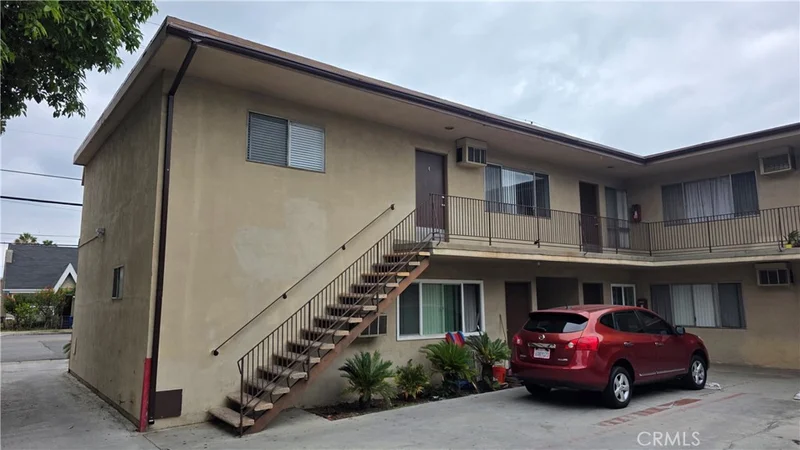 6471 Western 4