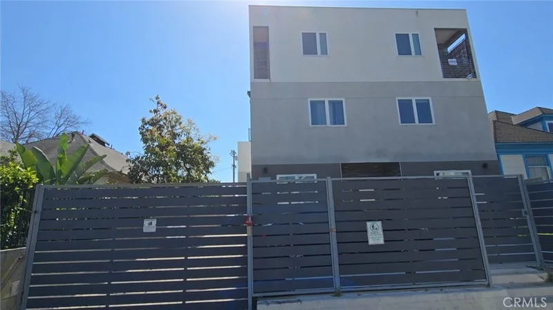2250 W 14th