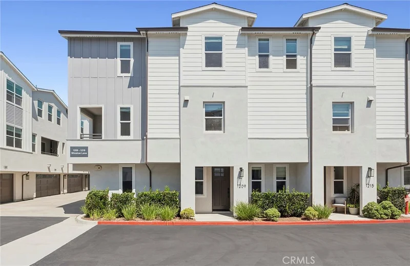 1209 Winslow, Newport Beach, CA 92660
