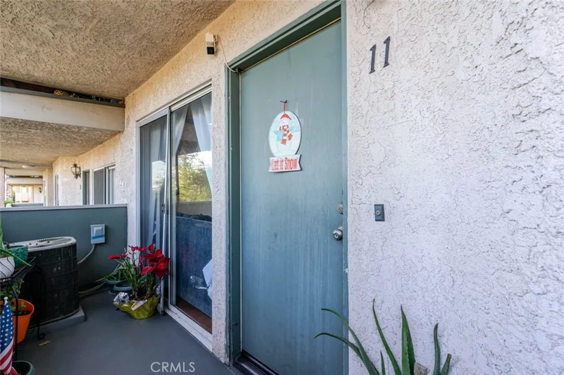 13100 Bromont Avenue 11 photo 2