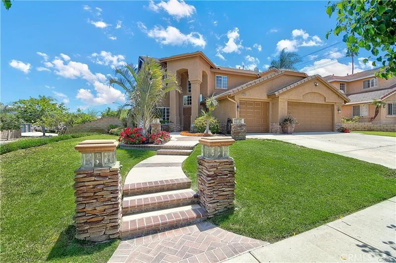 3065 S Buena Vista