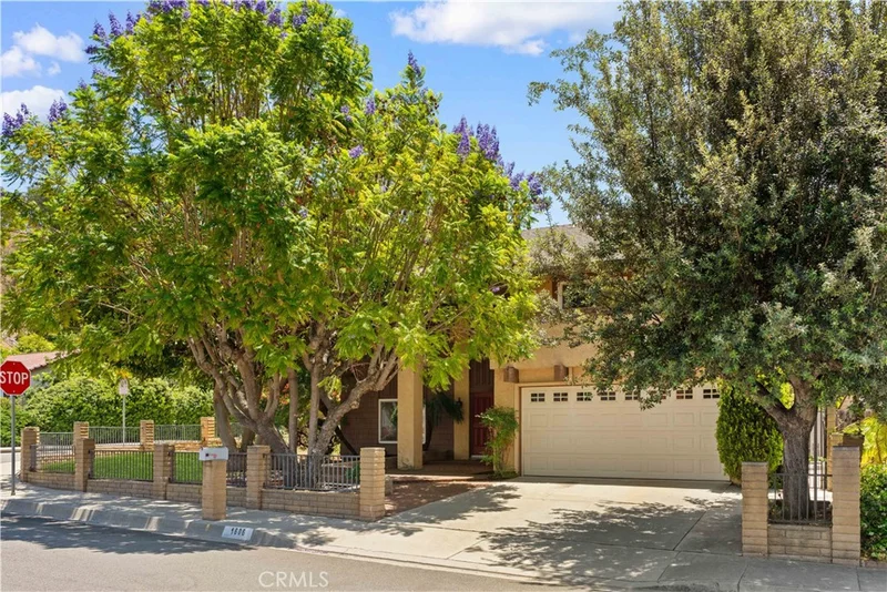 1606 Silver Rain Drive photo 2