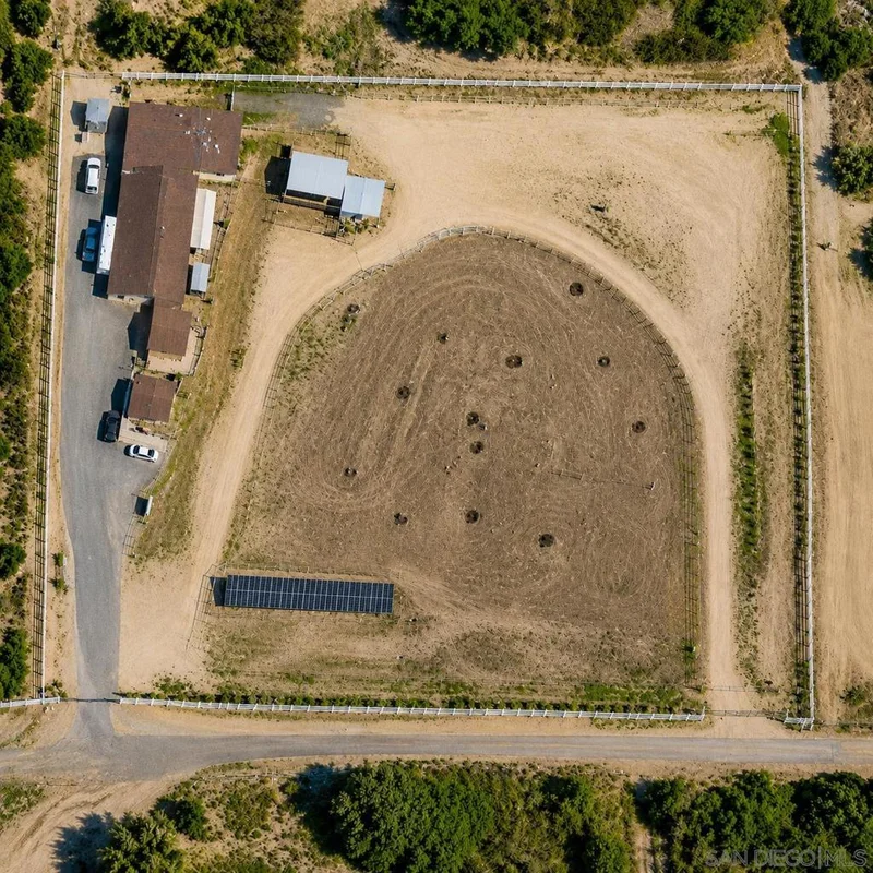 2285 Tierra Heights Rd