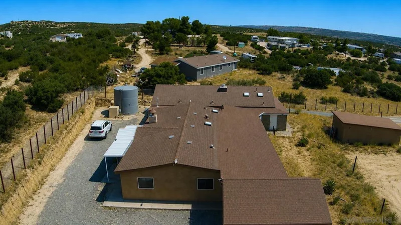 Photo 2 of 2285 Tierra Heights Rd