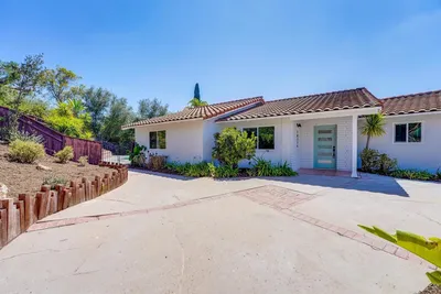 10236 Lake Meadow Lane, Escondido, CA 92026