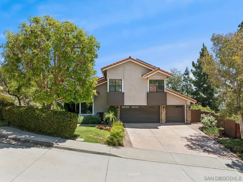 14265 Manzella Dr., San Diego, CA 92129