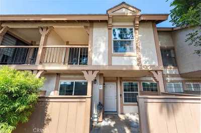 444 S Tustin K3 photo 2