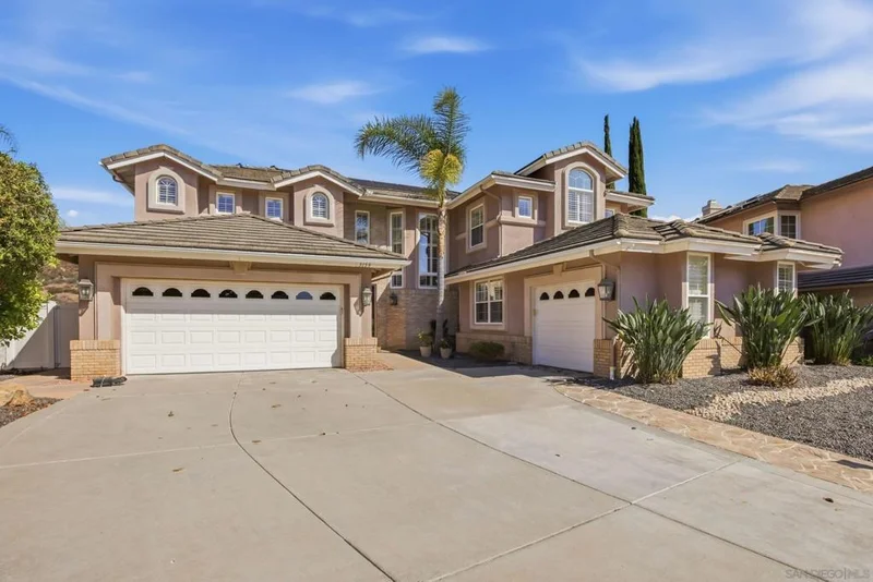 3159 Willow Creek