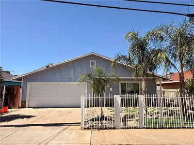 545 E Valley