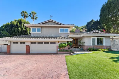 307 Los Alisos Street