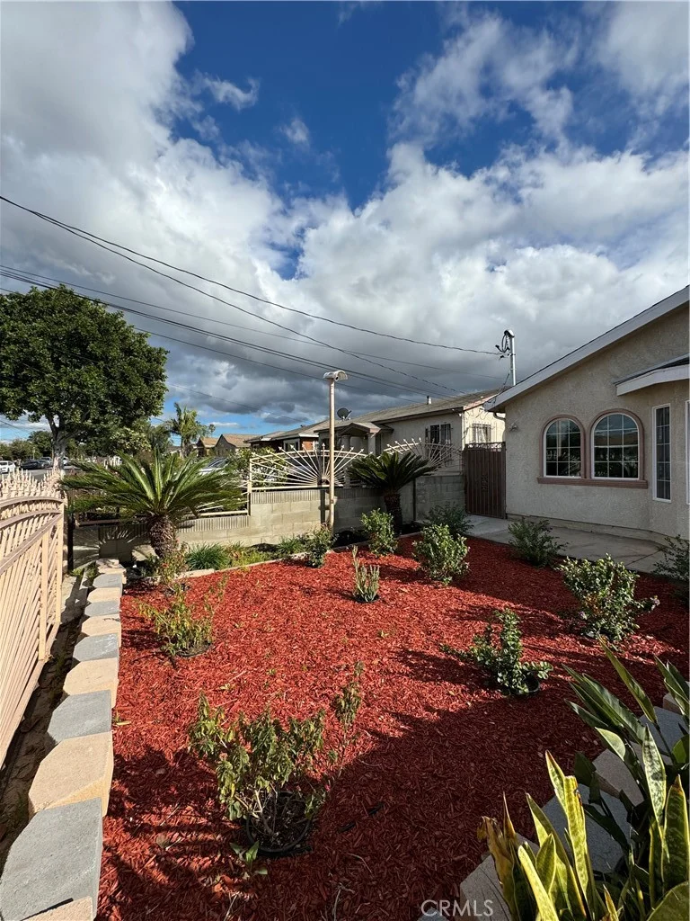 3538 A W 108th Street A