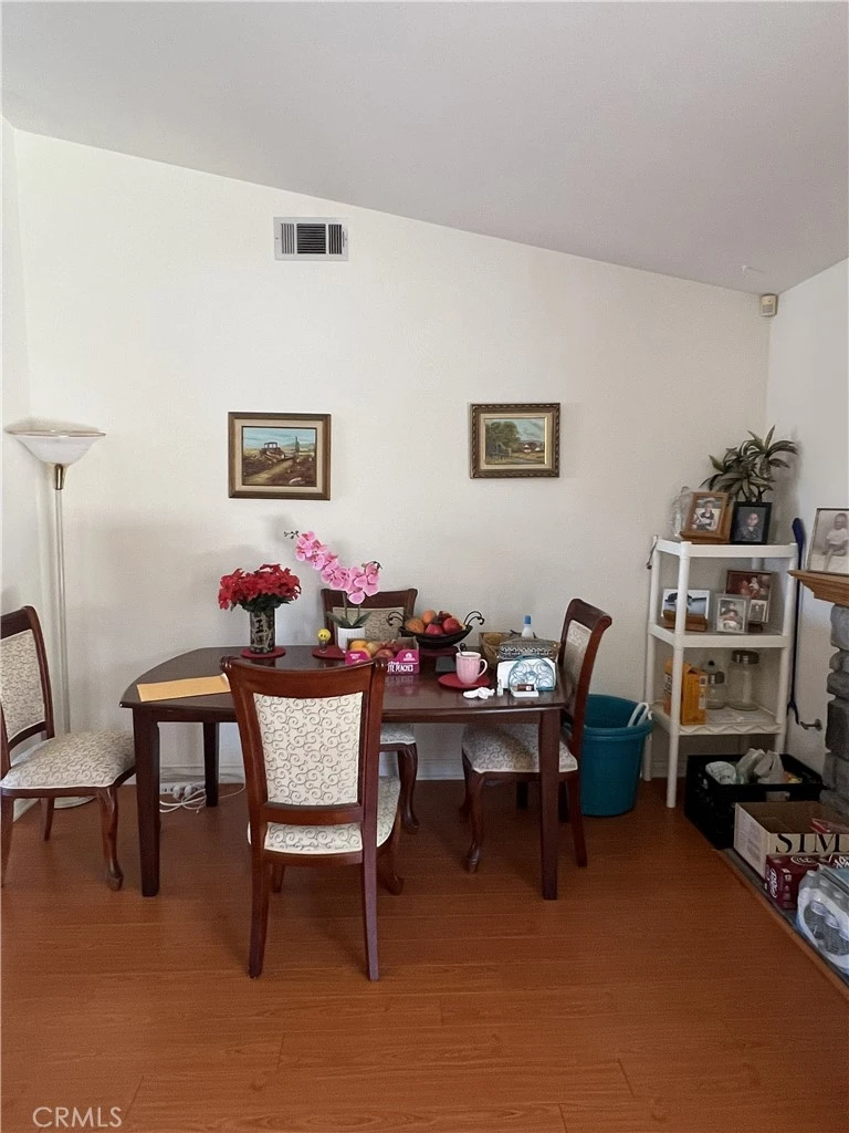 Interior 2